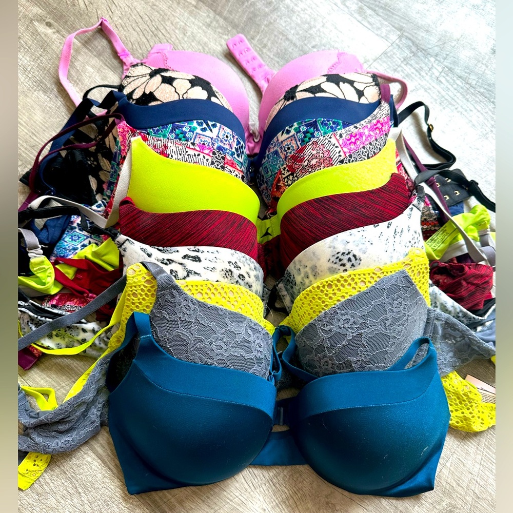 10 Victoria secret Bras